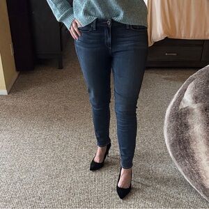 Paige Verdugo Crop Women’s Classic Blue Jeans